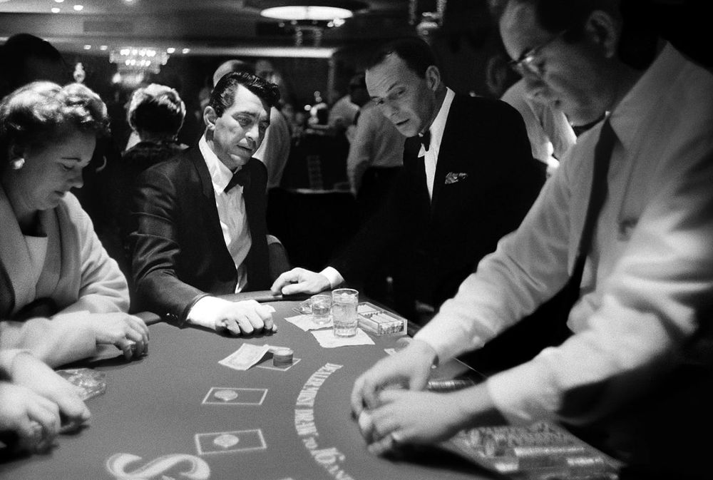 HHpoker客服微信联系方式
